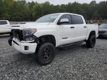  Salvage Toyota Tundra