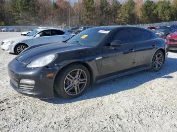  Salvage Porsche Panamera