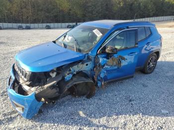  Salvage Jeep Compass