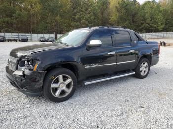  Salvage Chevrolet Avalanche