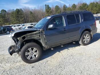  Salvage Nissan Pathfinder