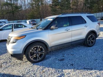  Salvage Ford Explorer