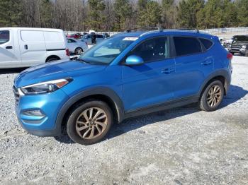  Salvage Hyundai TUCSON