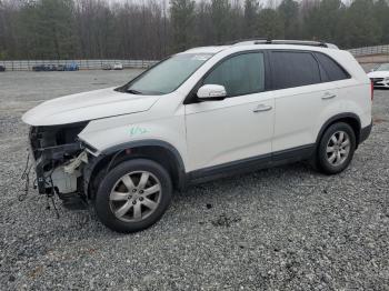  Salvage Kia Sorento