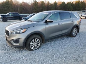  Salvage Kia Sorento