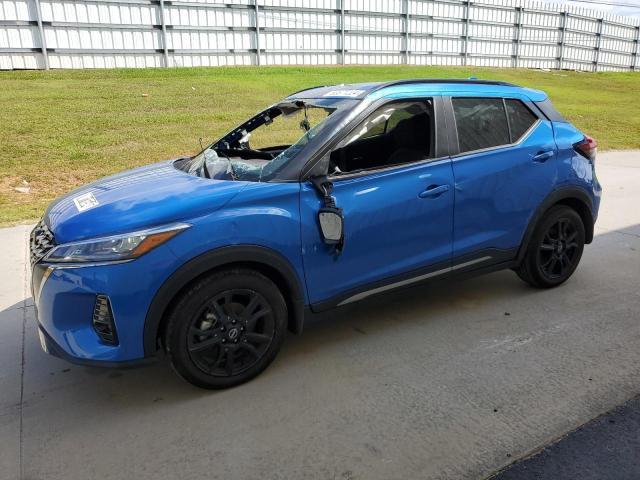  Salvage Nissan Kicks