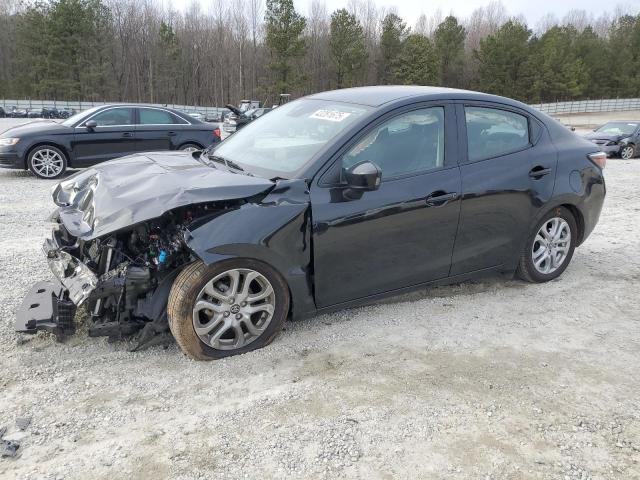  Salvage Toyota Yaris