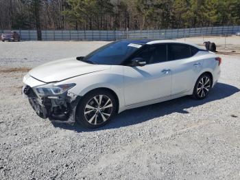  Salvage Nissan Maxima