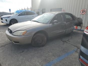  Salvage Ford Taurus