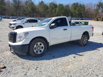  Salvage Nissan Titan