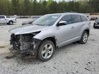  Salvage Toyota Highlander