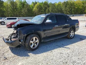  Salvage Chevrolet Avalanche