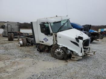  Salvage Volvo Vnr