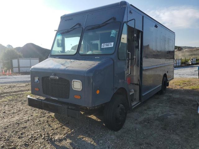  Salvage Freightliner Chassis M