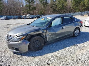  Salvage Nissan Altima
