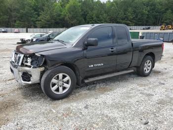  Salvage Nissan Titan