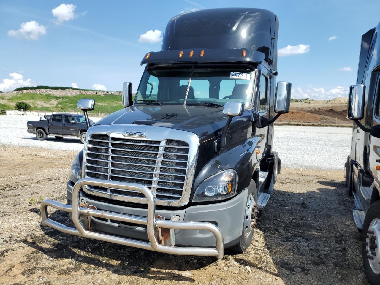 Freightliner Cascadia 1 Image 6