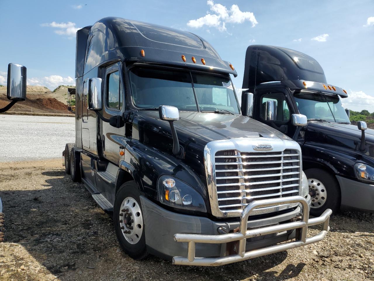 Freightliner Cascadia 1 Image 1