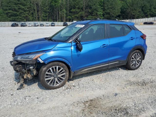  Salvage Nissan Kicks