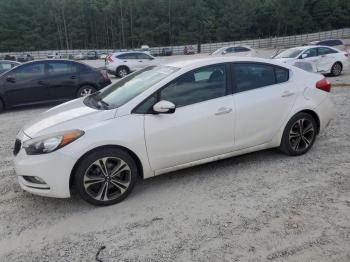  Salvage Kia Forte