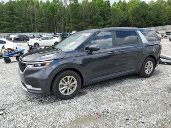  Salvage Kia Carnival