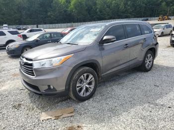  Salvage Toyota Highlander