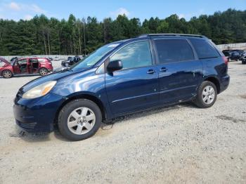  Salvage Toyota Sienna