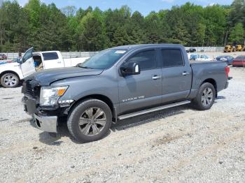  Salvage Nissan Titan