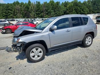  Salvage Jeep Compass