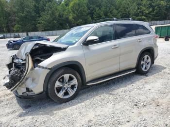  Salvage Toyota Highlander