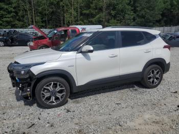  Salvage Kia Seltos