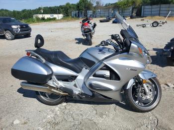  Salvage Honda St Cycle