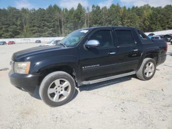  Salvage Chevrolet Avalanche
