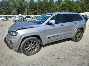  Salvage Jeep Grand Cherokee