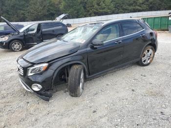  Salvage Mercedes-Benz GLA