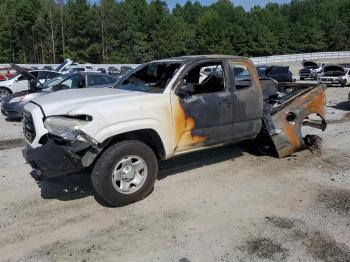  Salvage Toyota Tacoma