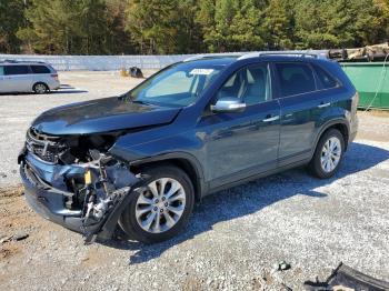  Salvage Kia Sorento