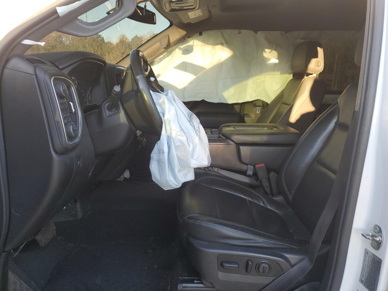 Chevrolet Silverado K2500 Heavy Duty Ltz Image 9