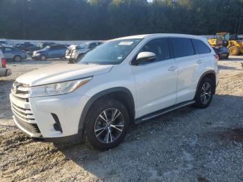  Salvage Toyota Highlander