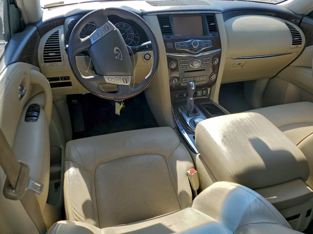 INFINITI Qx Base Image 7