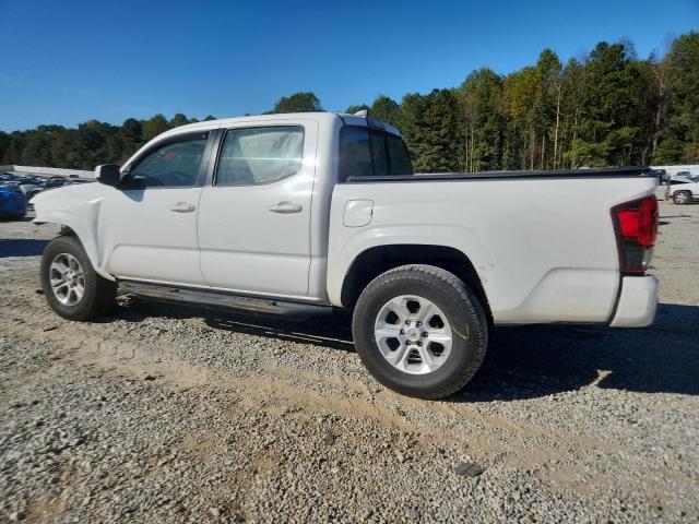 Toyota Tacoma Double Cab Image 11