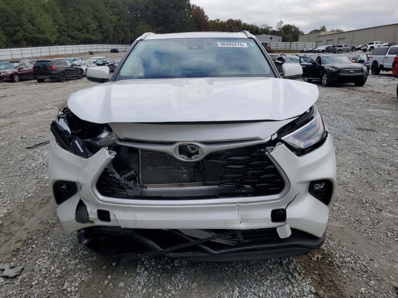 Toyota Highlander Le Image 4