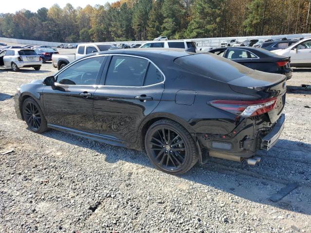 Toyota Camry Xse Image 3