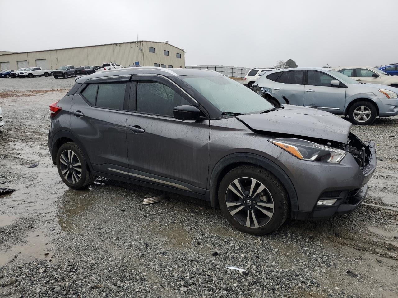 Nissan Kicks S Image 6