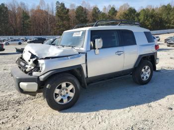  Salvage Toyota FJ Cruiser