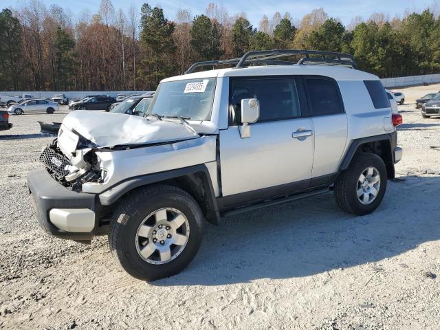  Salvage Toyota FJ Cruiser