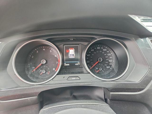 Volkswagen Tiguan S Image 5