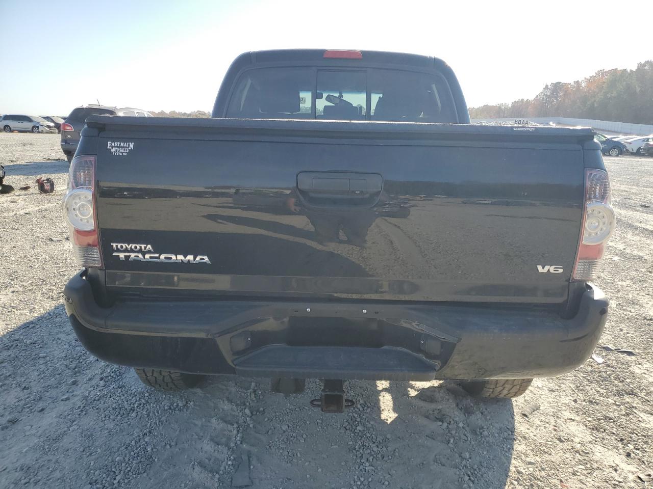 Toyota Tacoma Double Cab Image 7