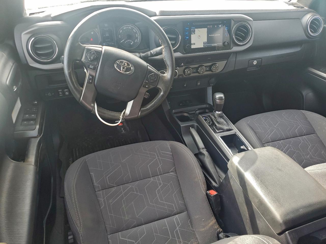 Toyota Tacoma Double Cab Image 6