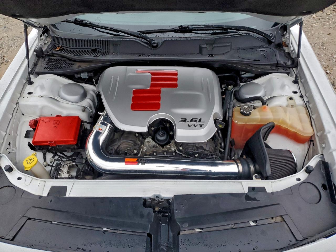 Dodge Challenger Sxt Image 7